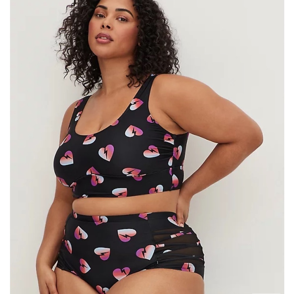 New! Torrid Sz 2 Set Hearts Swim Bathing Suit 2X